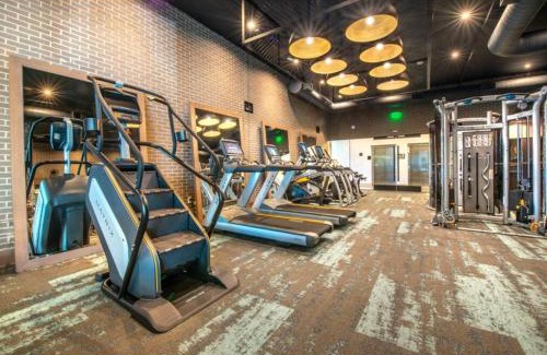 Deep Ellum Apartment | 1 Bedroom apt suite Wifi fitness room Deep Ellum-FIFA WORLD CUP 2026