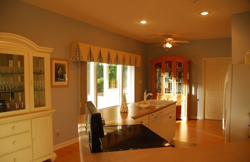 Shipyard Plantation House | 10%off wk,Private Acre Est, Heated Pool/Spa, PickleBall, Screenporch ,near beach