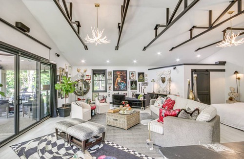 Prosperity Apartment | 102 m² Apartment ∙ 2 guests