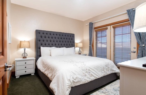 Zermatt Villa | 102 m² Villa ∙ 2 bedrooms ∙ 8 guests