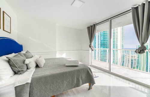 Brickell Apartment | 103 m² Apartment ∙ 2 bedrooms ∙ 5 guests