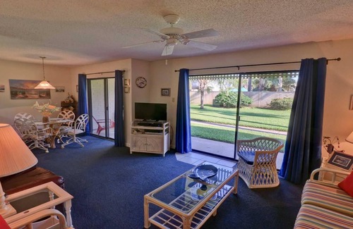 South Padre Island Condo | 106 LAS BRISAS POOLSIDE CONDO by RedAwning