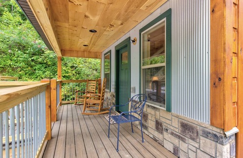 Chalet Village North Cabin | 106 m² Cabin ∙ 1 bedroom ∙ 4 guests