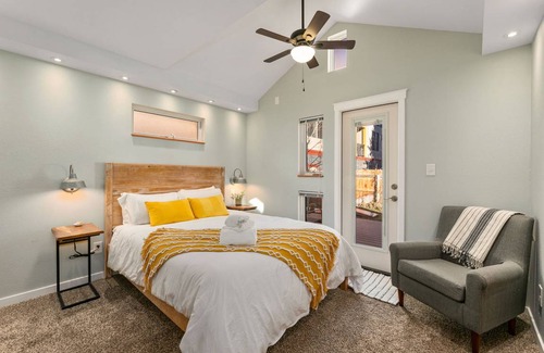 Martinez Park House | 106 m² House ∙ 2 bedrooms ∙ 6 guests