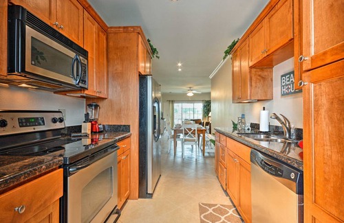 Galveston Apartment | 108 m² Apartment ∙ 2 bedrooms ∙ 6 guests