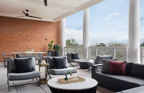 Charlottesville Hotel | 109 m² Hotel ∙ 10 guests
