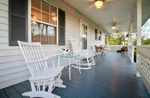 Whites Creek House | 111 m² House ∙ 2 bedrooms ∙ 6 guests