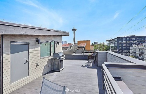 Lower Queen Anne House | 125 m² House ∙ 2 bedrooms ∙ 5 guests