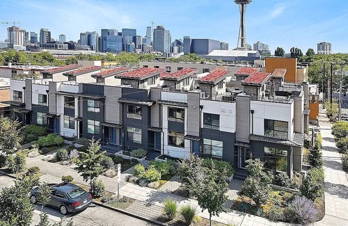 Lower Queen Anne House | 125 m² House ∙ 2 bedrooms ∙ 5 guests
