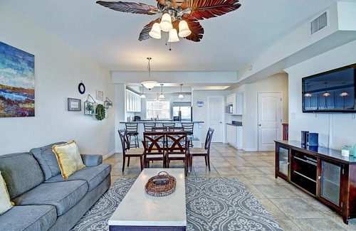 Port Aransas Condo | 131 m² Condo ∙ 2 bedrooms ∙ 8 guests