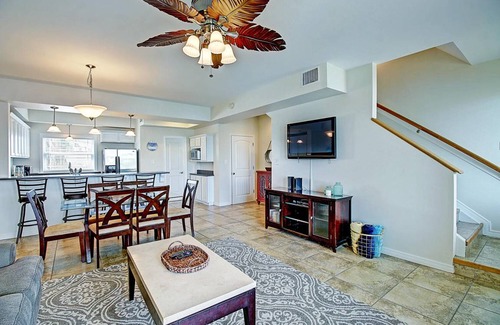 Port Aransas Condo | 131 m² Condo ∙ 2 bedrooms ∙ 8 guests