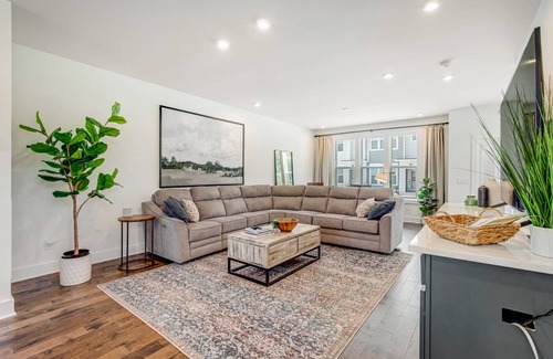 Madison Condo | 138 m² Condo ∙ 2 bedrooms ∙ 6 guests