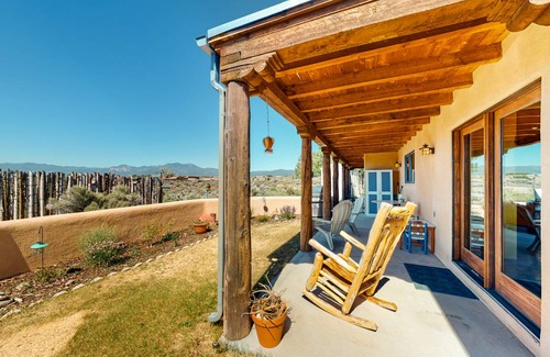 Taos House | 149 m² House ∙ 3 bedrooms ∙ 7 guests