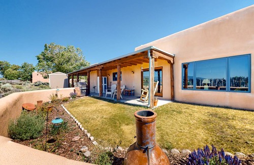 Taos House | 149 m² House ∙ 3 bedrooms ∙ 7 guests