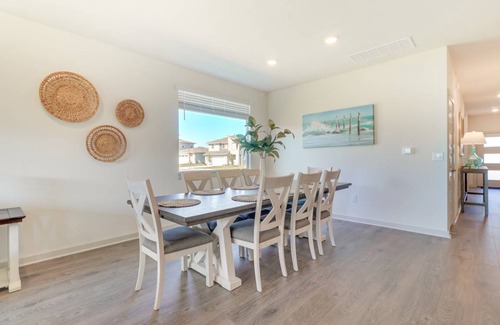 McNeil House | 172 m² House ∙ 4 bedrooms ∙ 8 guests