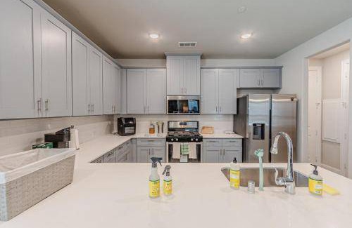 McKinney House | 172 m² House ∙ 8 guests