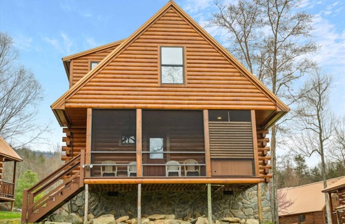 White Oak Lodge Cabin | 174 m² Cabin ∙ 2 bedrooms ∙ 6 guests
