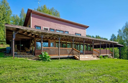 Fairbanks House | 186 m² House ∙ 3 bedrooms ∙ 7 guests