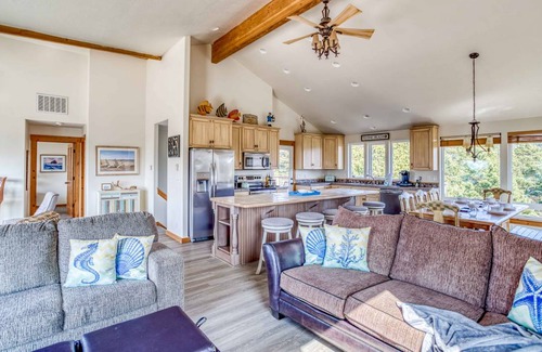 Kiwanda Shores House | 189 m² House ∙ 4 bedrooms ∙ 8 guests