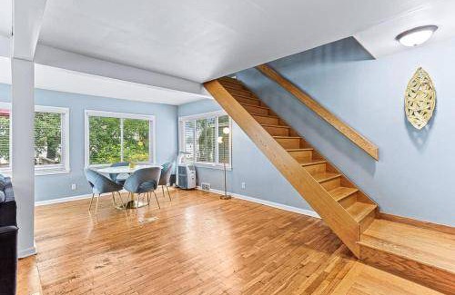 East Lansing House | 196 m² House ∙ 4 bedrooms ∙ 10 guests