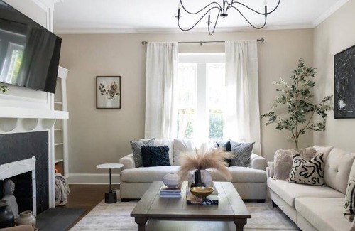 Birmingham House | 199 m² House ∙ 4 bedrooms ∙ 14 guests