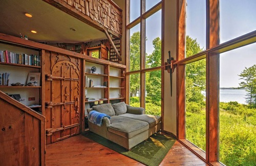 Prospect Harbor Cottage | 204 m² Cabin ∙ 3 bedrooms ∙ 7 guests