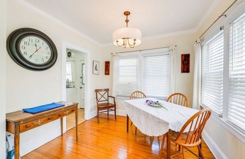 Point Lookout Cottage | 204 m² Cabin ∙ 2 bedrooms ∙ 4 guests