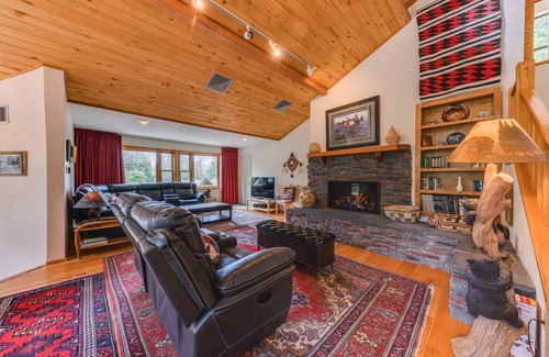 Cloudcroft House | 204 m² House ∙ 3 bedrooms ∙ 8 guests