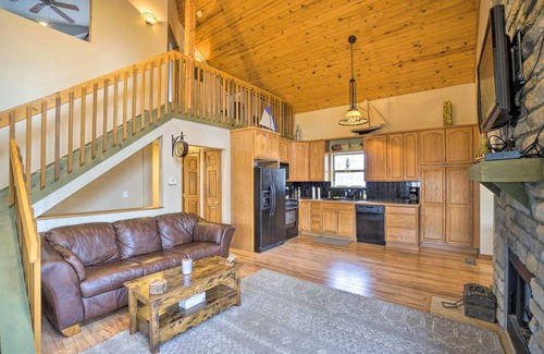 Buckeye Lake House | 211 m² House ∙ 5 bedrooms ∙ 10 guests