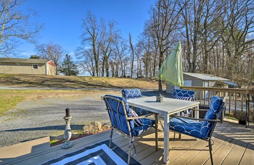 Berkeley Springs House | 213 m² House ∙ 3 bedrooms ∙ 6 guests