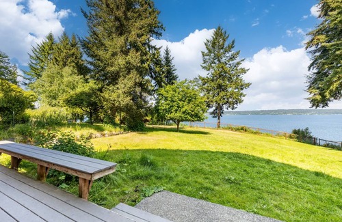 Langley House | 228 m² House ∙ 4 bedrooms ∙ 8 guests