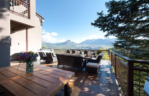 Purgatory House | 232 m² House ∙ 3 bedrooms ∙ 10 guests