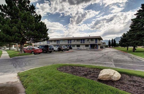 Midvale Hotel | 24 m² Hotel ∙ 4 guests