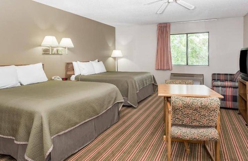 Del Camino Hotel | 26 m² Hotel ∙ 127 guests