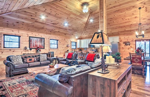 Pigeon Forge House | 260 m² House ∙ 6 bedrooms ∙ 14 guests