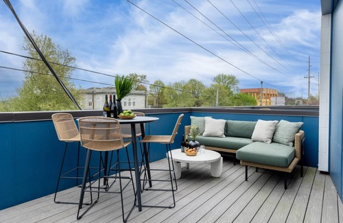 Five Points House | 260 m² House ∙ 8 bedrooms ∙ 24 guests