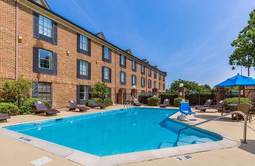 Central Newport News Hotel | 30 m² Hotel ∙ 127 guests