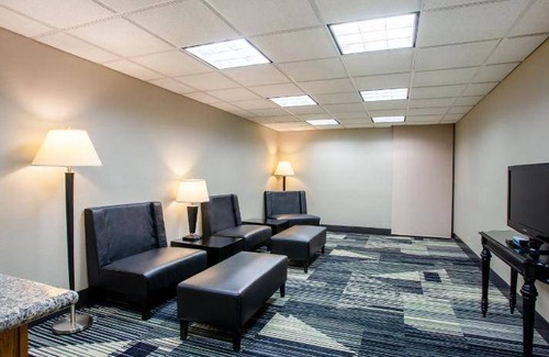 Morgantown Hotel | 30 m² Hotel ∙ 127 guests