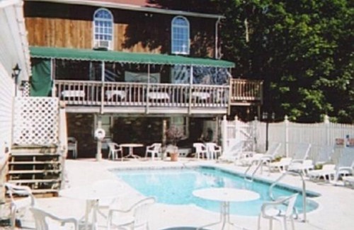 Sturbridge Bed & Breakfast | 300 m² Bed and breakfast ∙ 127 guests