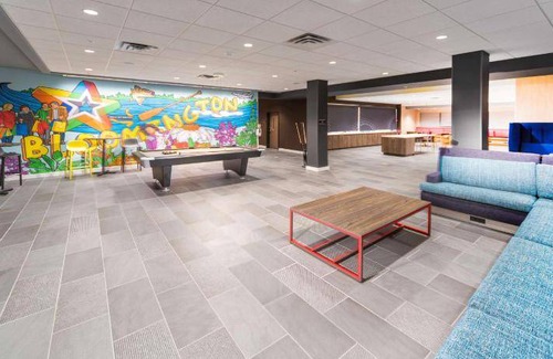 South Loop Hotel | 31 m² Hotel ∙ 127 guests