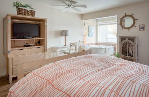 Historic Bayfront Apartment | 33 m² Studio flat ∙ 2 guests