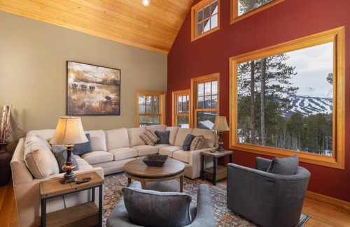Baldy Mountain House | 339 m² House ∙ 5 bedrooms ∙ 12 guests