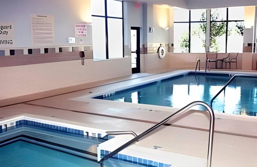 Farmingdale Hotel | 36 m² Hotel ∙ 10 guests