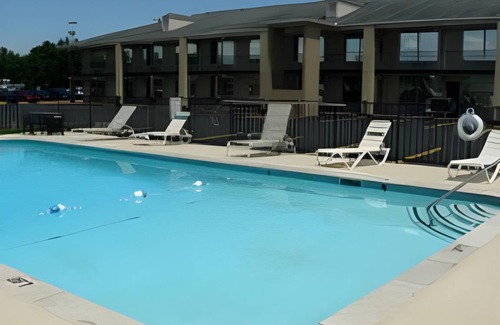Pennington Bend Hotel | 39 m² Hotel ∙ 127 guests