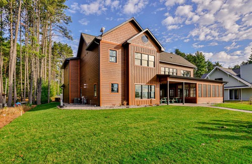 St Germain House | 390 m² House ∙ 5 bedrooms ∙ 10 guests