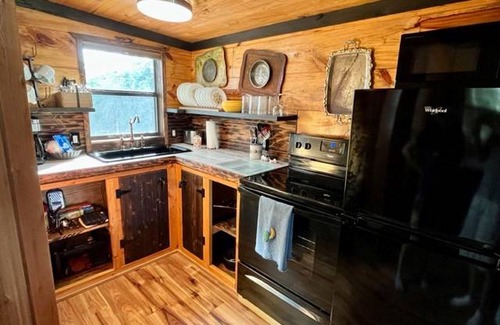 Caldwell Cabin | 42 m² Cabin ∙ 1 bedroom ∙ 3 guests