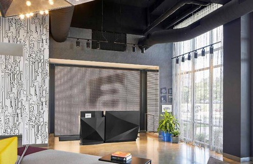 Twin Brook Hotel | 42 m² Hotel ∙ 127 guests