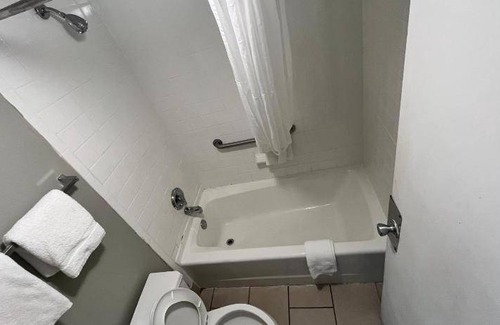 Manchester Hotel | 42 m² Motel ∙ 4 guests