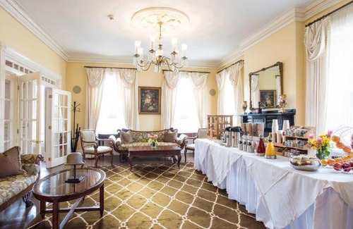 Nantucket Town House | 48 m² Motel ∙ 127 guests