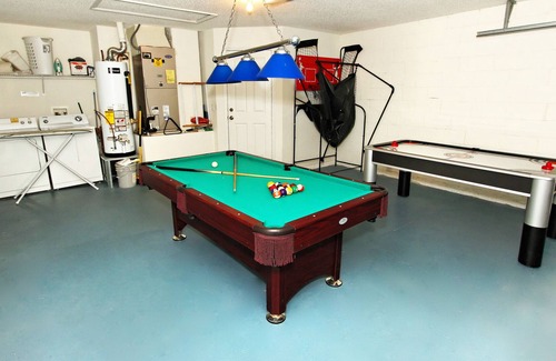 Westbury House | 5 BR / 3 BA Five Bedroom House In Davenport, Sleeps 12
